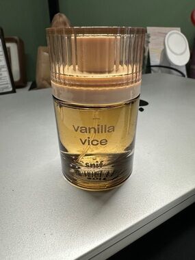 SNIF Vanilla Vice Fragrance Bottle